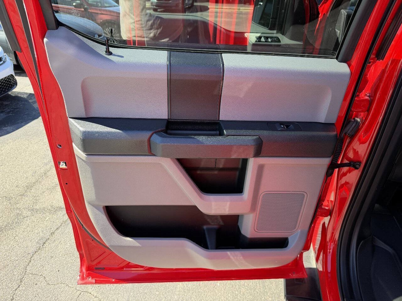 Used 2019 Ford F150 XL w/ Equipment Group 101A Mid AWD/4WD image 12