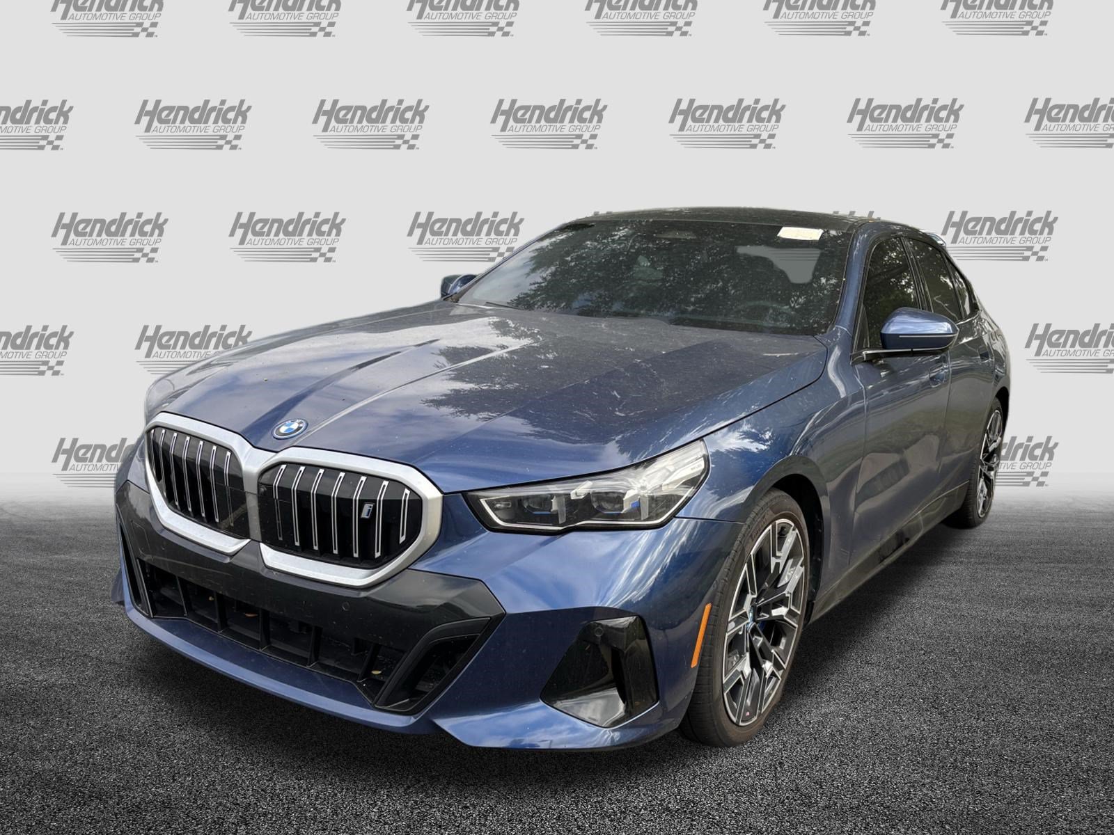 Certified 2024 BMW i5 eDrive40i w/ M Sport Package RWD image 9