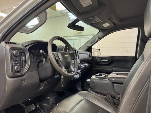 Used 2021 Chevrolet Silverado 1500 W/T w/ WT Value Package AWD/4WD image 15