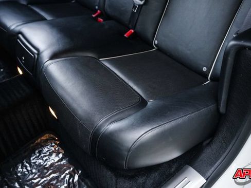 Used 2017 Rolls-Royce Ghost RWD image 87