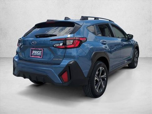 Used 2024 Subaru Crosstrek 2.0i Premium AWD/4WD image 5