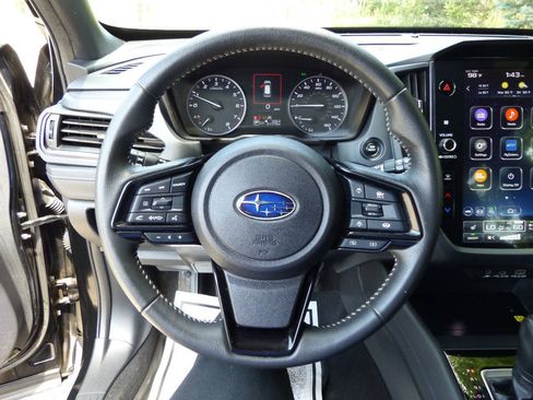 Used 2025 Subaru Forester Premium w/ Convenience Package #1 AWD/4WD image 25
