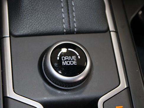 Used 2025 Kia Sorento EX w/ Panoramic Sunroof Package image 50