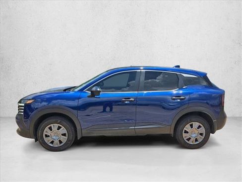 Used 2025 Nissan Kicks S w/ Interior Electronics Package FWD image 8