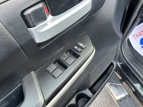 Used 2018 Toyota Tundra SR5 image 15
