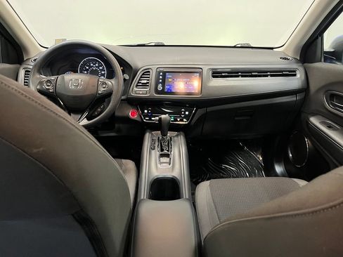 Used 2021 Honda HR-V EX image 17