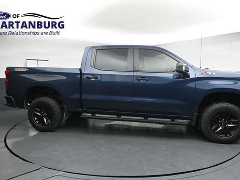 Used 2021 Chevrolet Silverado 1500 LT Trail Boss w/ Convenience Package II AWD/4WD image 8