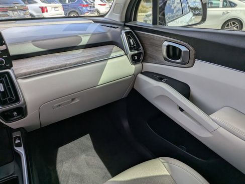 Certified 2023 Kia Sorento X-Line EX AWD/4WD image 19