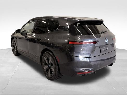Used 2024 BMW iX xDrive50 w/ Premium Package AWD/4WD image 3