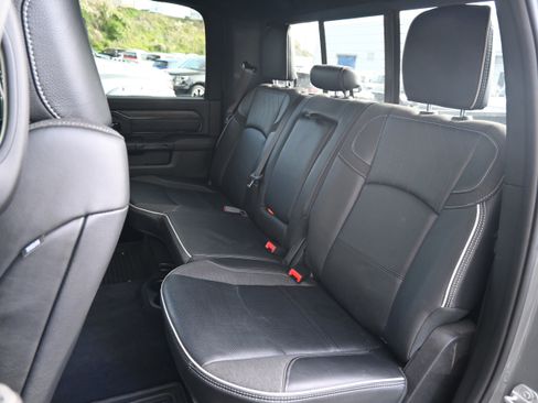 Used 2025 RAM 3500 Limited AWD/4WD image 35