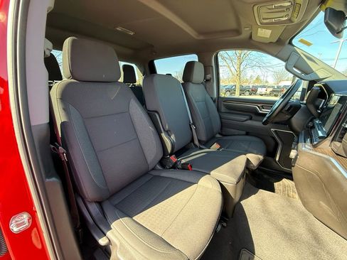 Used 2025 Chevrolet Silverado 2500 LT w/ Convenience Package image 29