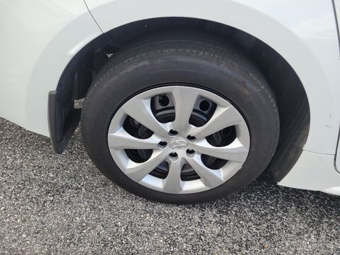 Used 2026 Toyota Corolla LE FWD image 10