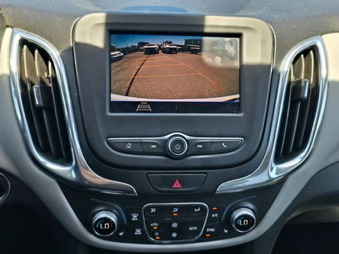 Used 2020 Chevrolet Equinox LT w/ Driver Convenience Package FWD image 6