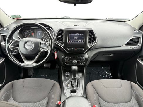 Used 2020 Jeep Cherokee Latitude w/ Cold Weather Group AWD/4WD image 13