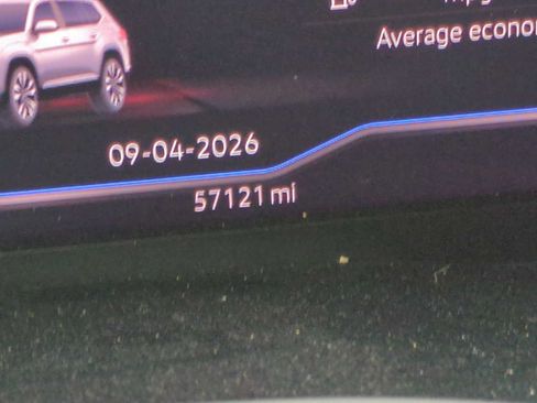 Used 2023 Volkswagen Atlas SE w/ Panoramic Sunroof Package FWD image 12