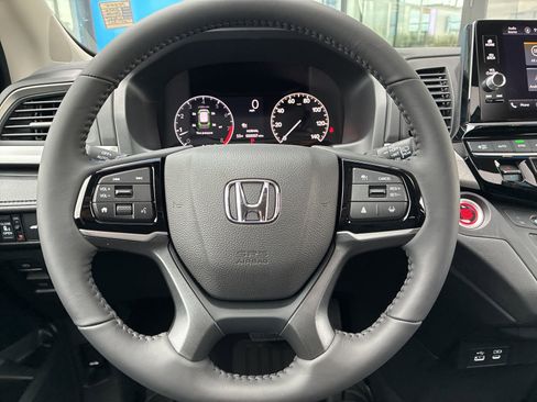New 2026 Honda Odyssey EX-L image 17