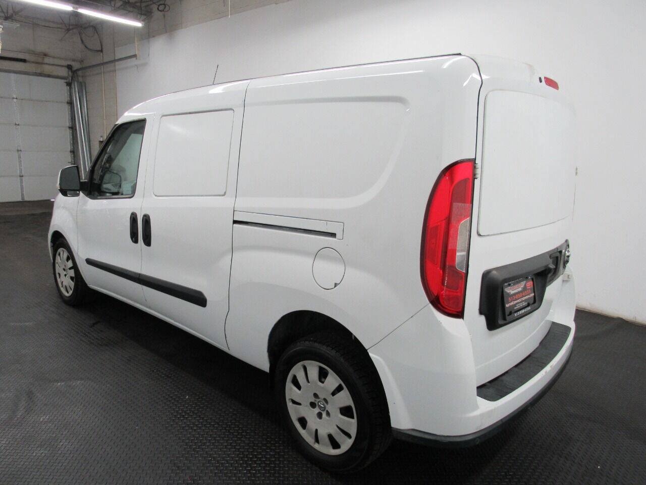 Used 2017 RAM ProMaster City Tradesman SLT w/ Rear Back-up Camera Group FWD image 5