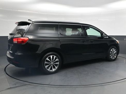 Used 2016 Kia Sedona SX FWD image 4