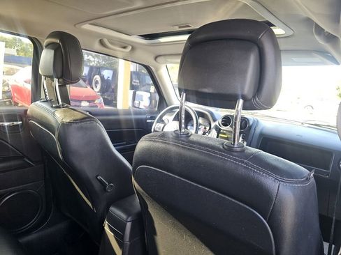 Used 2017 Jeep Patriot High Altitude image 53