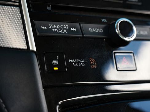 Used 2014 INFINITI Q50 Premium w/ Navigation Package RWD image 34
