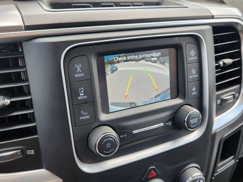 Used 2024 RAM 1500 Classic SLT AWD/4WD image 17