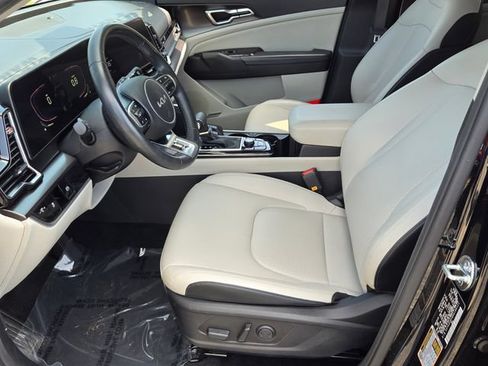 Used 2024 Kia Sportage EX FWD image 11