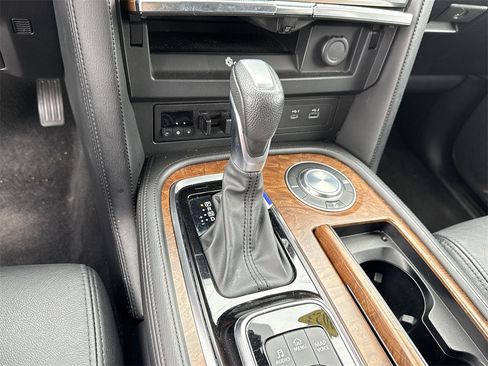 Certified 2023 Nissan Armada SL w/ Captain's Chairs Package image 35