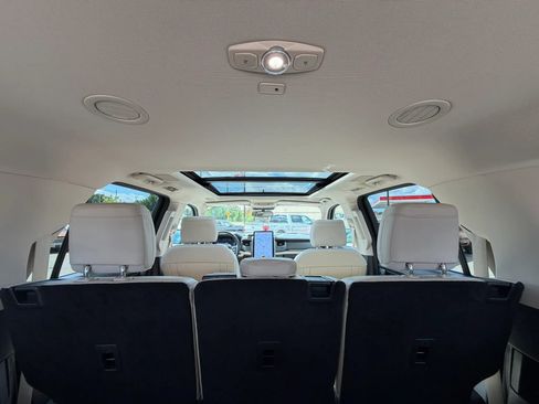 Used 2024 Ford Expedition Max Platinum AWD/4WD image 21