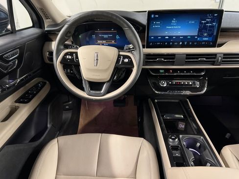 New 2026 Lincoln Corsair Grand Touring image 8