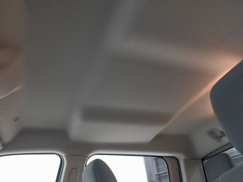 Used 2017 RAM 2500 SLT image 30