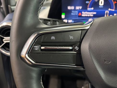 Used 2025 Chevrolet Equinox EV LT image 29