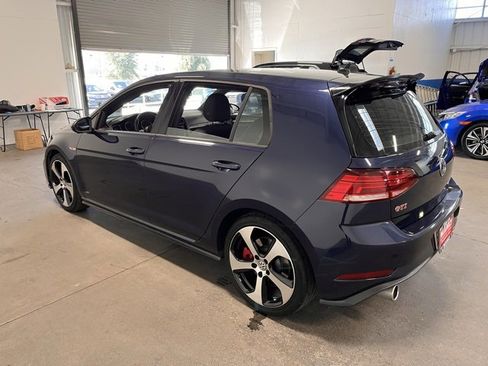 Used 2019 Volkswagen GTI SE image 5
