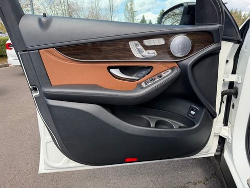 Used 2019 Mercedes-Benz GLC 43 AMG 4MATIC image 13