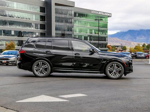 New 2026 BMW X7 xDrive40i w/ M Sport Package image 6