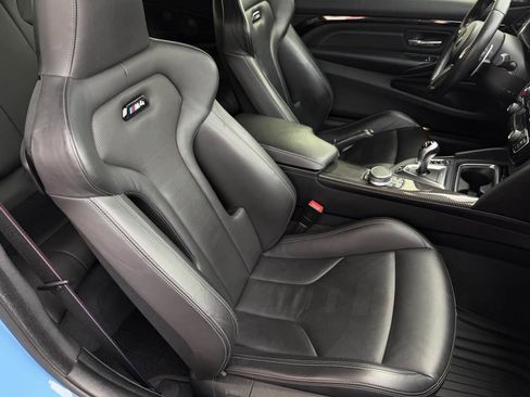 Used 2020 BMW M4 Coupe w/ Competition Package RWD image 22