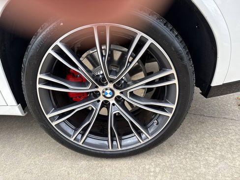 Certified 2024 BMW X4 M40i w/ Premium Package image 33