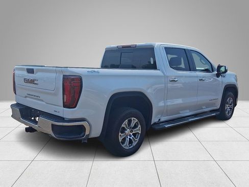 Used 2024 GMC Sierra 1500 SLT w/ SLT Convenience Package AWD/4WD image 5