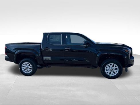 New 2026 Toyota Tacoma SR AWD/4WD image 6