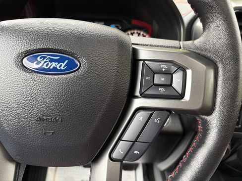 Used 2020 Ford F150 Lariat w/ Equipment Group 502A Luxury AWD/4WD image 23