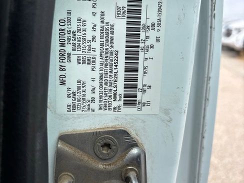 Used 2020 Ford Transit Connect XL FWD image 15