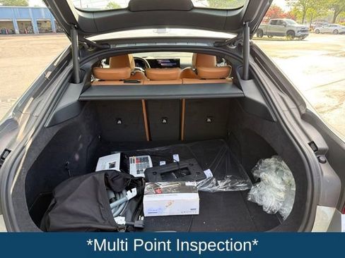 Used 2025 BMW i4 eDrive40 w/ Premium Package RWD image 10