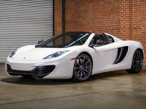 Used 2013 McLaren MP4-12C Spider image 20
