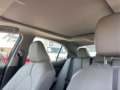 Used 2018 Toyota Camry XSE w/ Driver Assist Package FWD image 8
