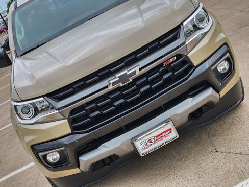 Used 2021 Chevrolet Colorado Z71 image 14