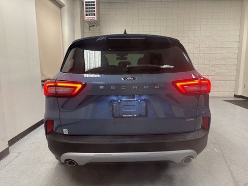 New 2026 Ford Escape SE w/ PHEV Premium Package image 19