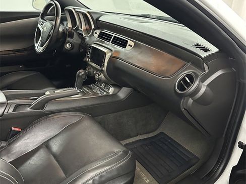 Used 2013 Chevrolet Camaro SS w/ RS Package image 32