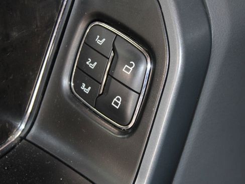 Used 2023 Ford F150 Lariat w/ Max Trailer Tow Package image 28