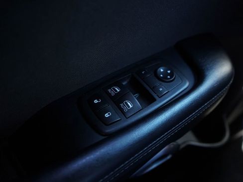 Used 2022 Dodge Challenger R/T RWD image 29