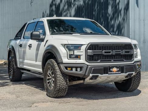 Used 2019 Ford F150 Raptor AWD/4WD image 8