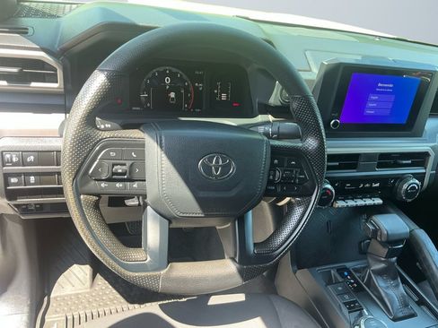 Certified 2024 Toyota Tacoma SR5 AWD/4WD image 14